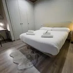 Ξενοδοχείο με διαμερίσματα Eth Palai Βιέλα