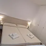 Ξενοδοχείο με διαμερίσματα Eth Palai 3*