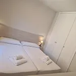 Ξενοδοχείο με διαμερίσματα Eth Palai Βιέλα
