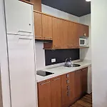 Ξενοδοχείο με διαμερίσματα Eth Palai 3*