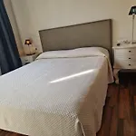 Ξενοδοχείο με διαμερίσματα Eth Palai