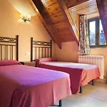 Ξενοδοχείο με διαμερίσματα Eth Palai 3*