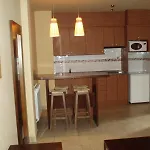 Ξενοδοχείο με διαμερίσματα Eth Palai